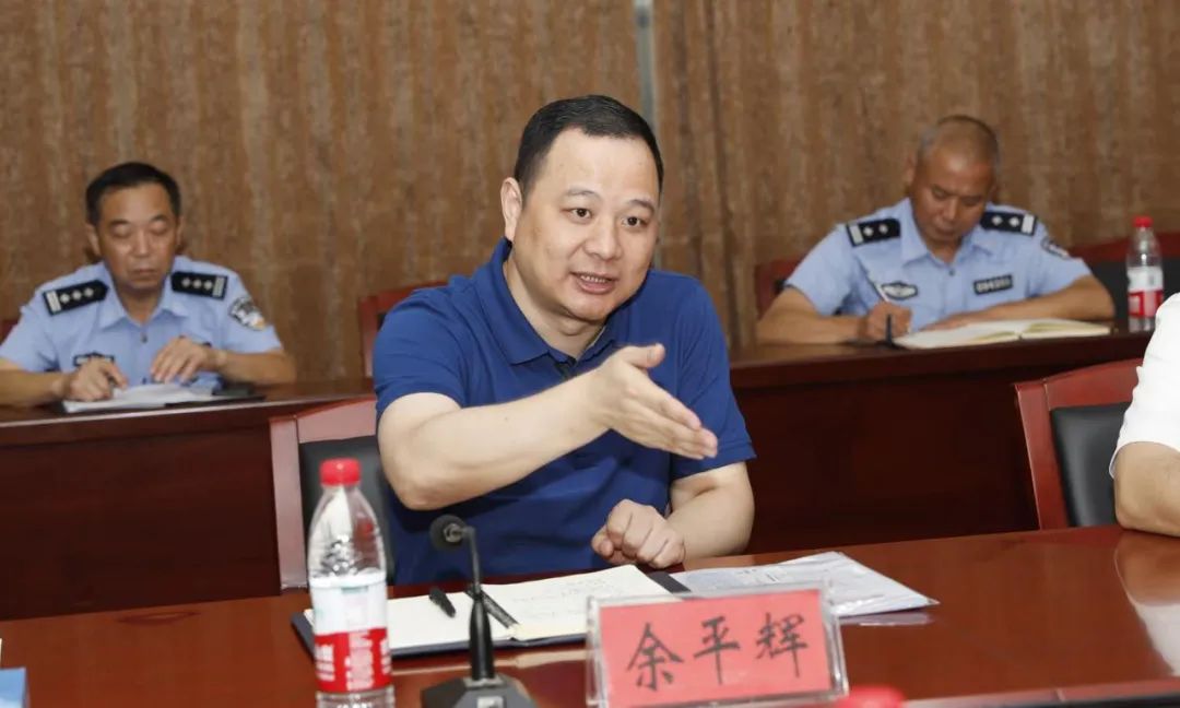 優化營商環境，助推企業發展----湖北省公安廳領導與隨州市企業家座談會在程力汽車集團隆重舉行